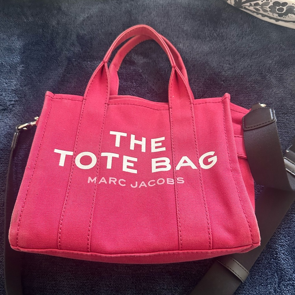 Tote bag pre owned in great condition